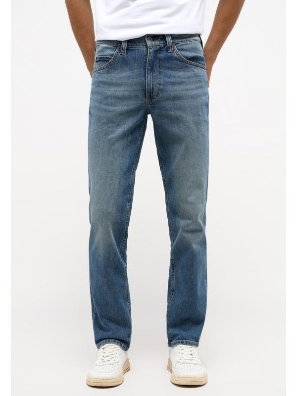 Mustang Tramper Straight Fit in Dark blue